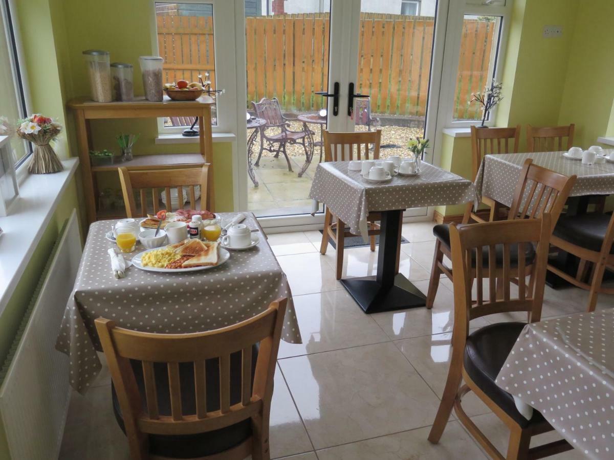 Glen Haven Bed And Breakfast บัลลีคาสเซิล ภายนอก รูปภาพ